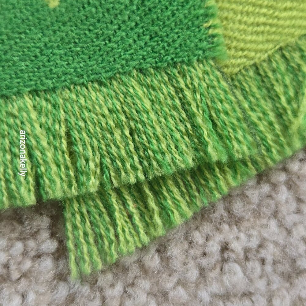 NWOT McQueen Wool Reversible Skull Scarf Kelly Green/Lime Green - Picture 5 of 12